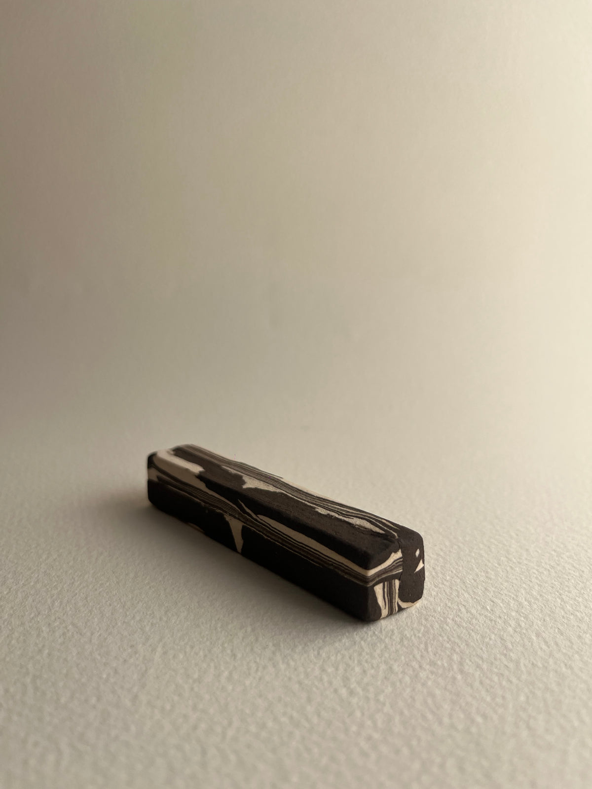 Paper weight
