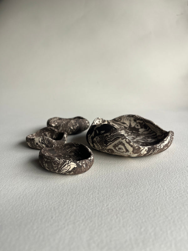 Rock dishes