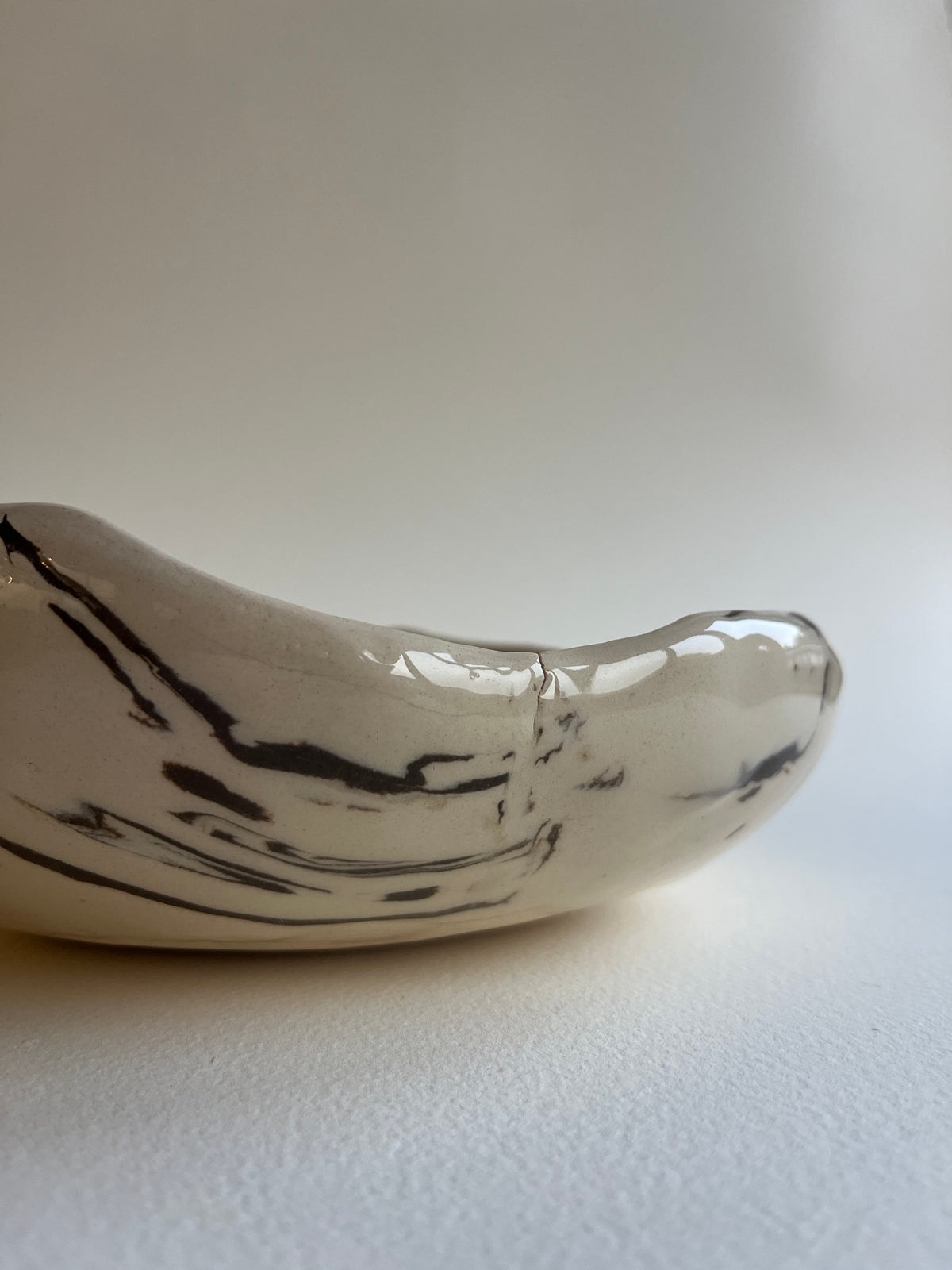 Large serving bowl