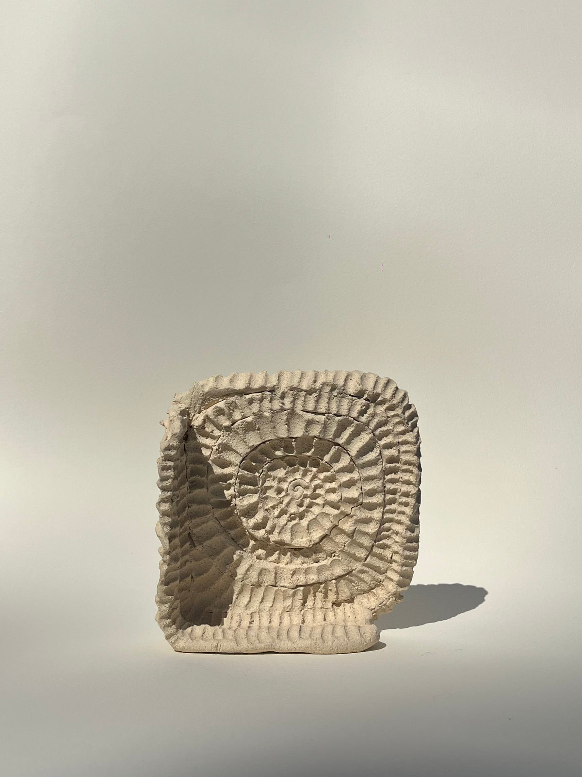 BKND.01 — Bookend Seashell Swirl